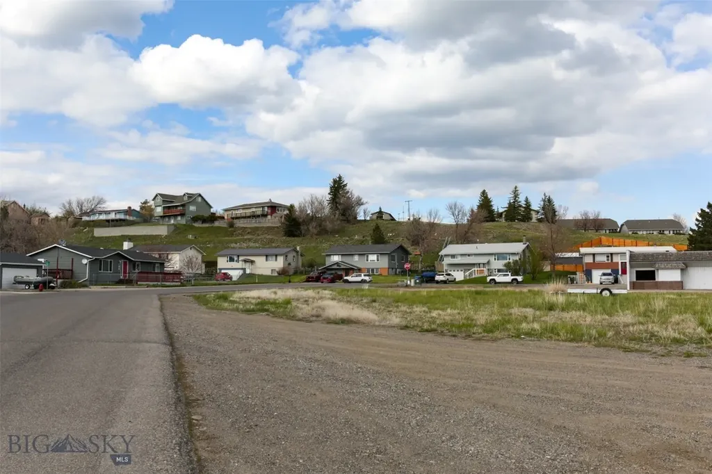 Nhn Sun Avenue Livingston MT 59047