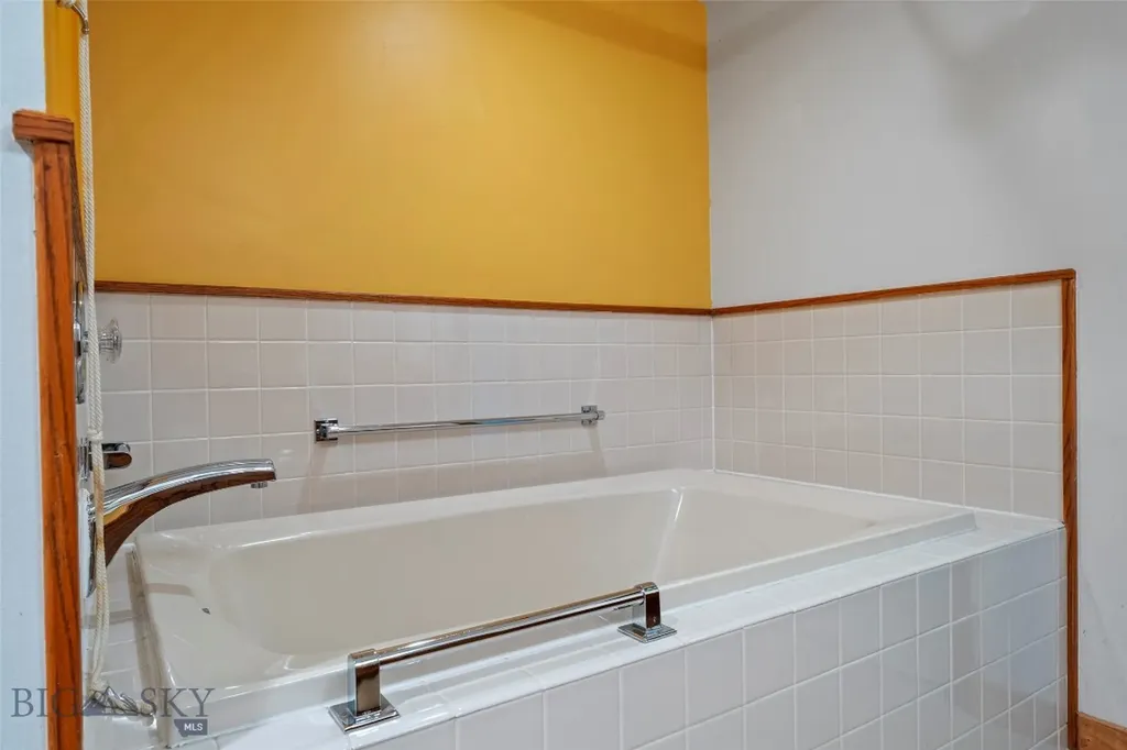 2305 Fairway Drive Bozeman MT 59715