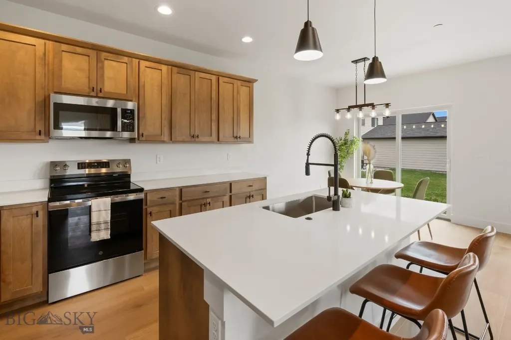 100 Bow Perch Lane Bozeman MT 59718
