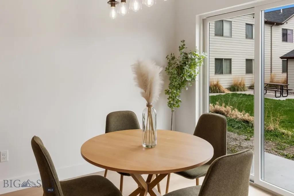 100 Bow Perch Lane Bozeman MT 59718