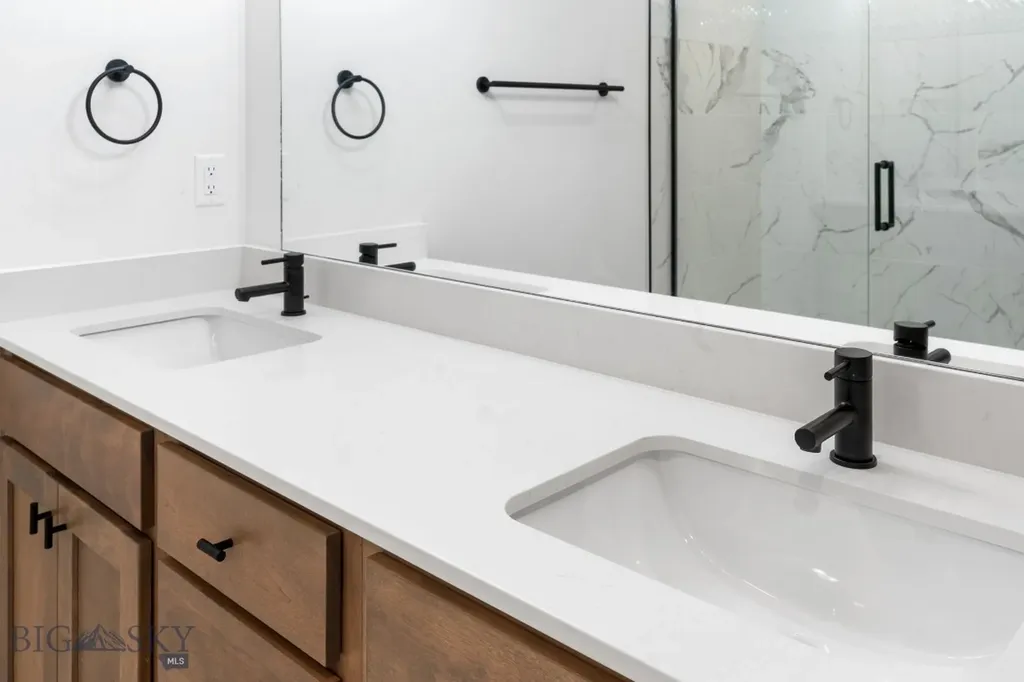 100 Bow Perch Lane Bozeman MT 59718