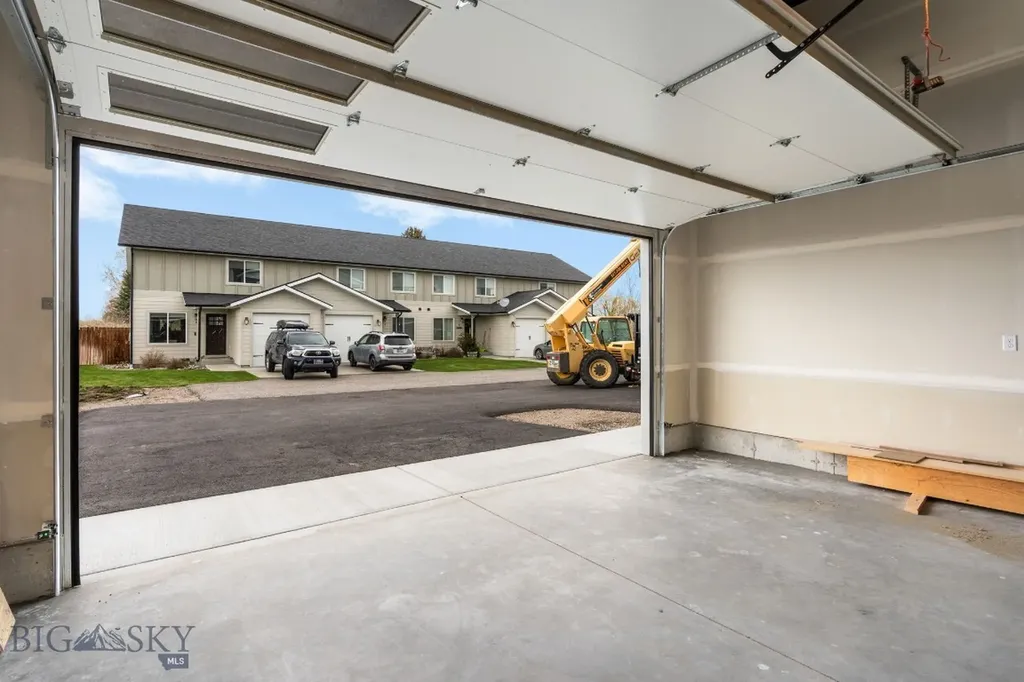 100 Bow Perch Lane Bozeman MT 59718