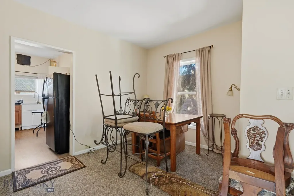 110 E Main Street Manhattan MT 59741