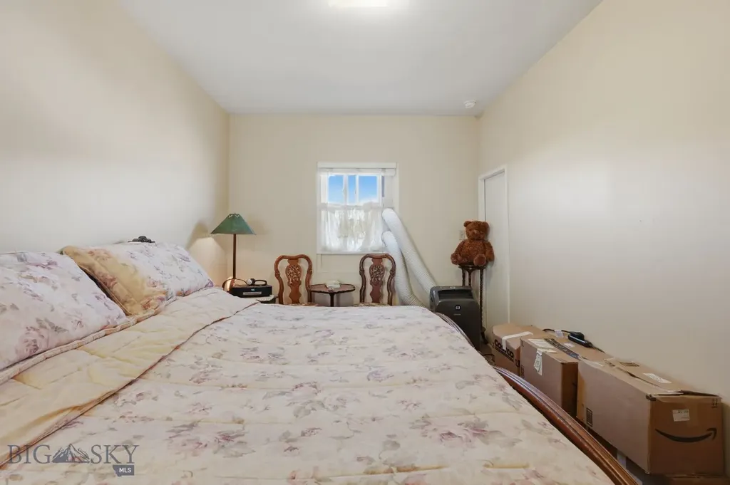 110 E Main Street Manhattan MT 59741