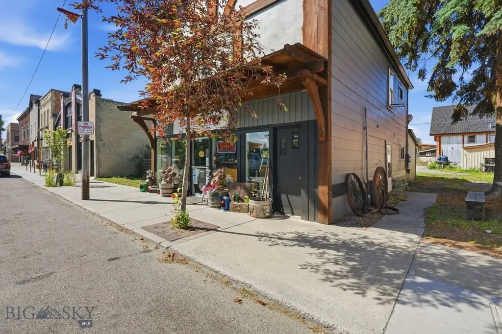 110 E Main Street Manhattan MT 59741