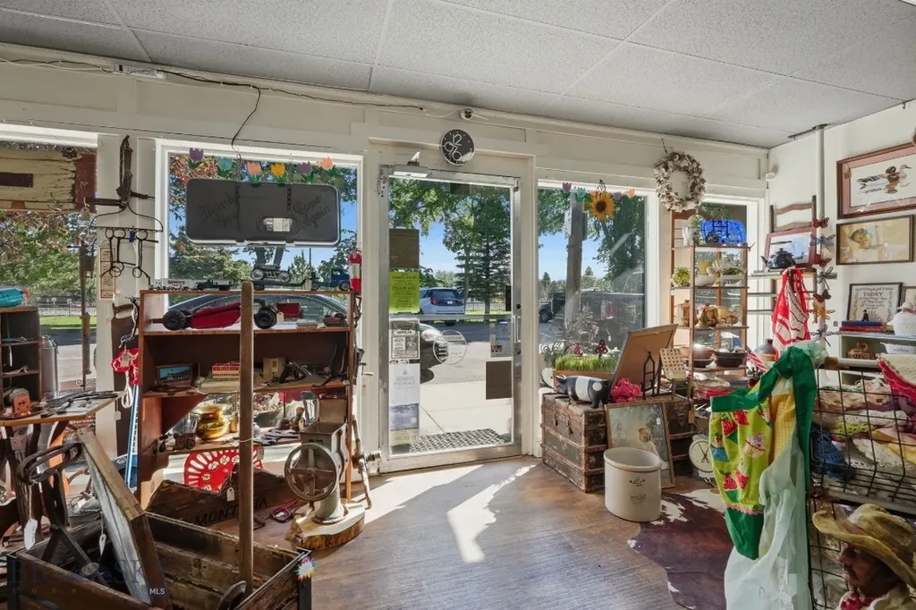 110 E Main Street Manhattan MT 59741