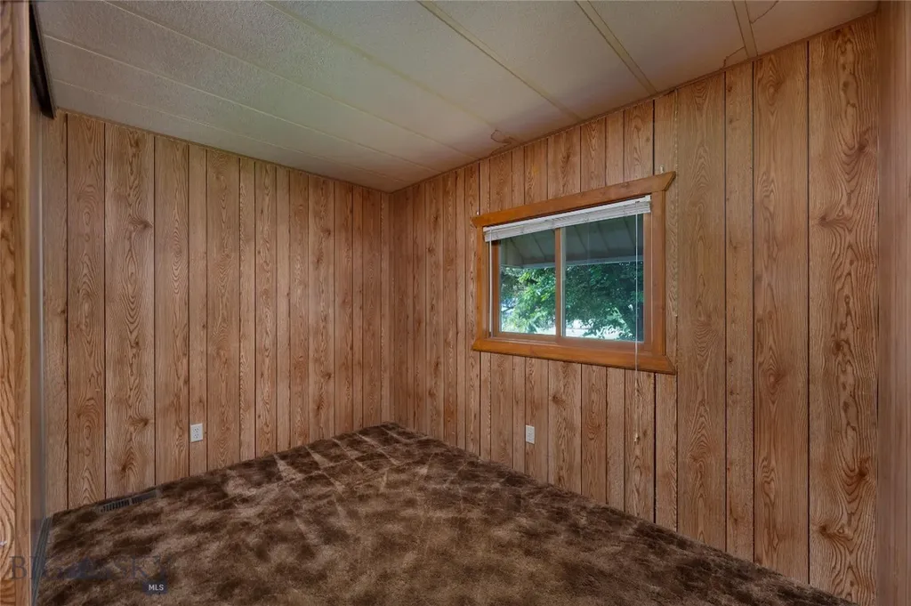 21 S Iowa Street Three Forks MT 59752