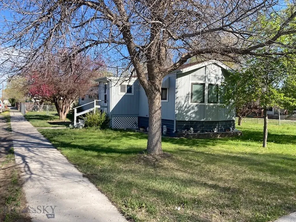 21 S Iowa Street Three Forks MT 59752