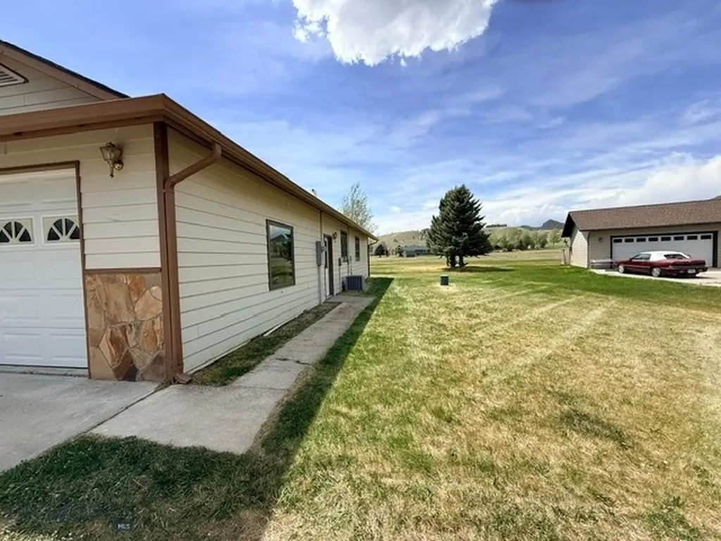1 Lone Mountain Court Ennis MT 59729