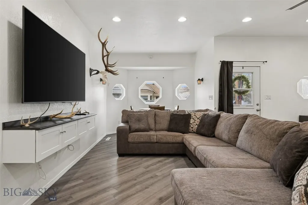 1256 E 2nd Street Butte MT 59701
