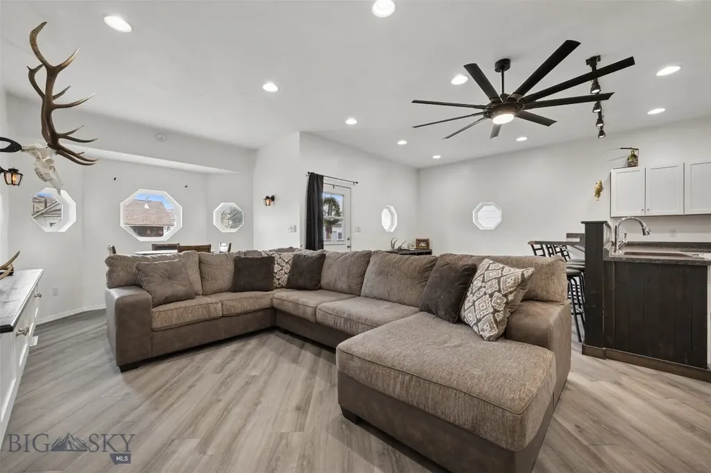 1256 E 2nd Street Butte MT 59701