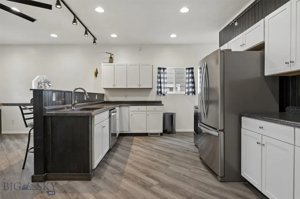 1256 E 2nd Street Butte MT 59701