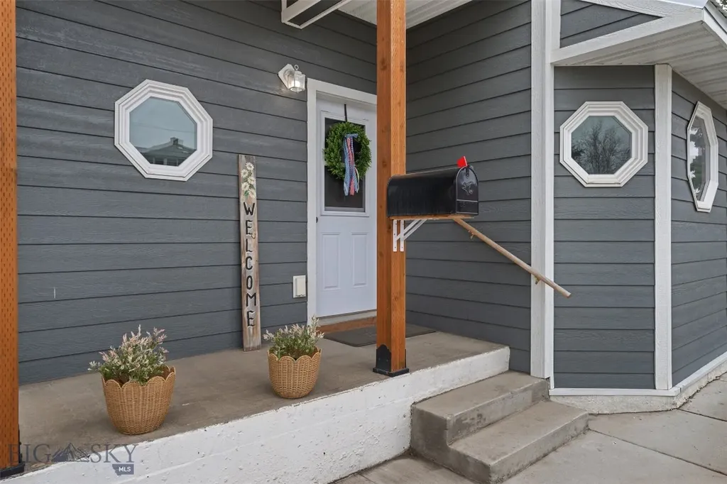 1256 E 2nd Street Butte MT 59701
