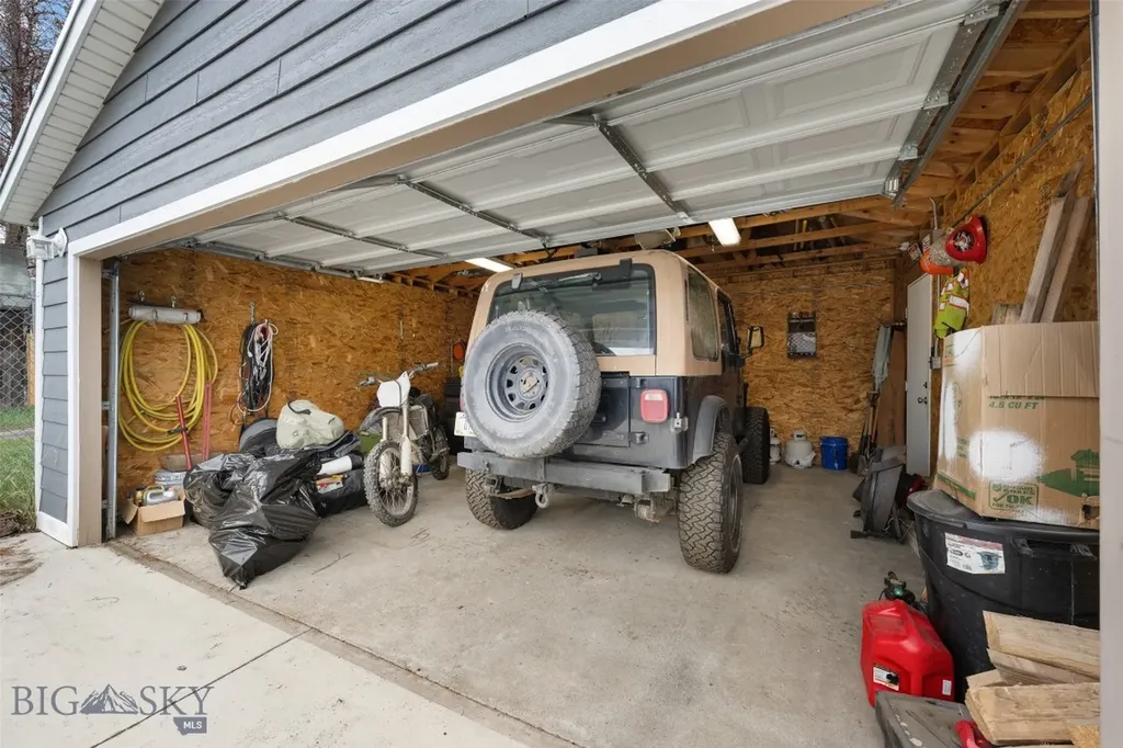 1256 E 2nd Street Butte MT 59701