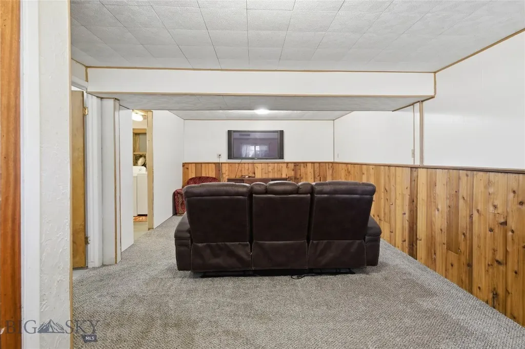 1901 Lafayette Butte MT 59701