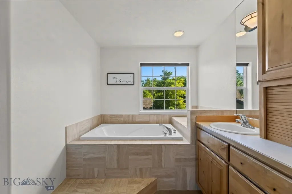 359 Annie Glade Drive Bozeman MT 59718
