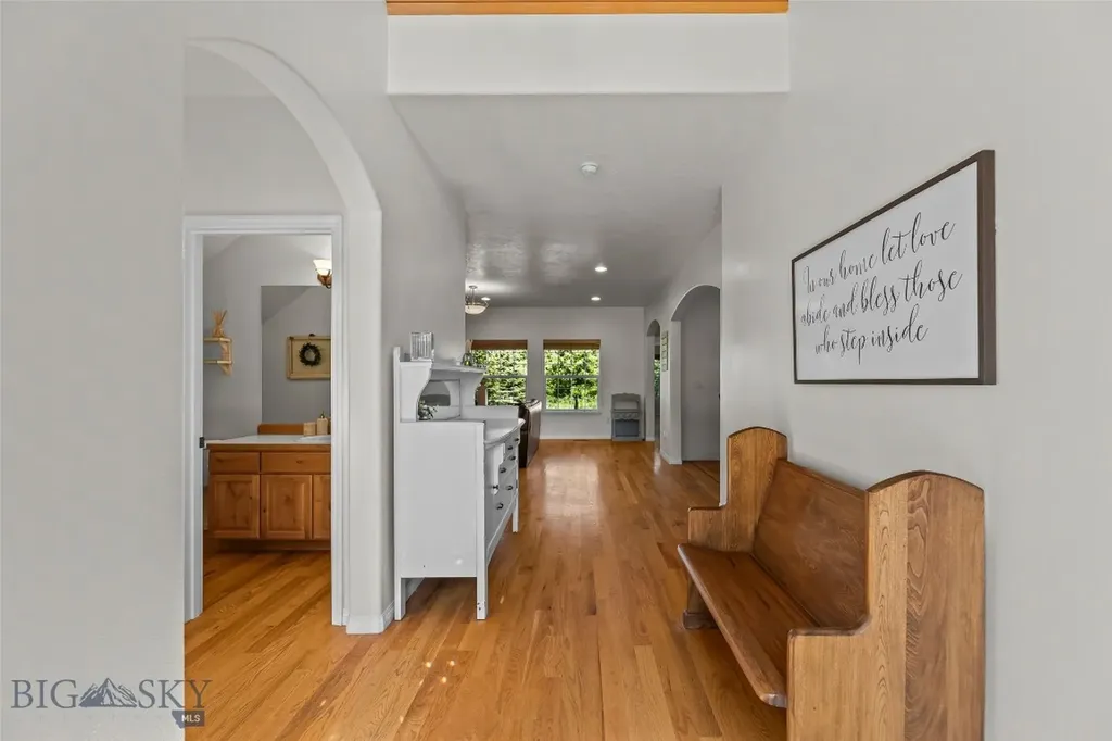 359 Annie Glade Drive Bozeman MT 59718