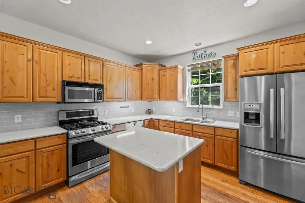 359 Annie Glade Drive Bozeman MT 59718