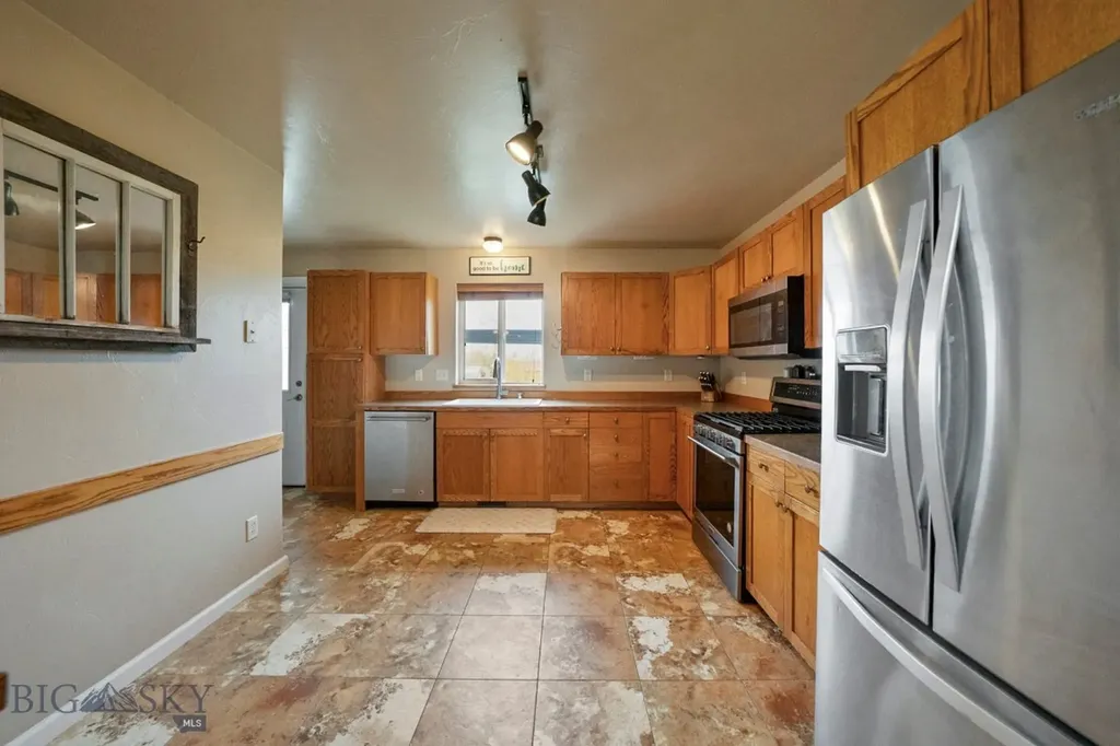 174 Heidi Lane Belgrade MT 59714