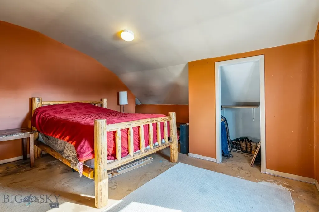 407 West 2nd Avenue Big Timber MT 59011