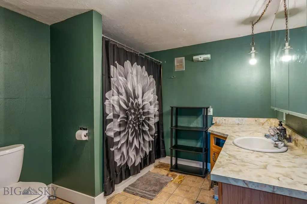 407 West 2nd Avenue Big Timber MT 59011