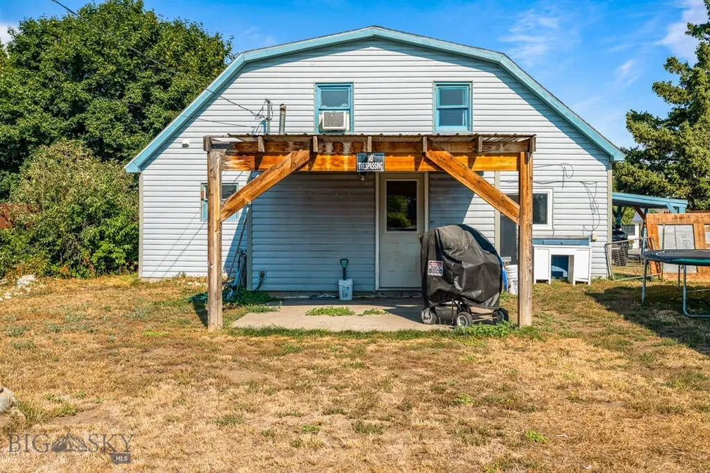 407 West 2nd Avenue Big Timber MT 59011