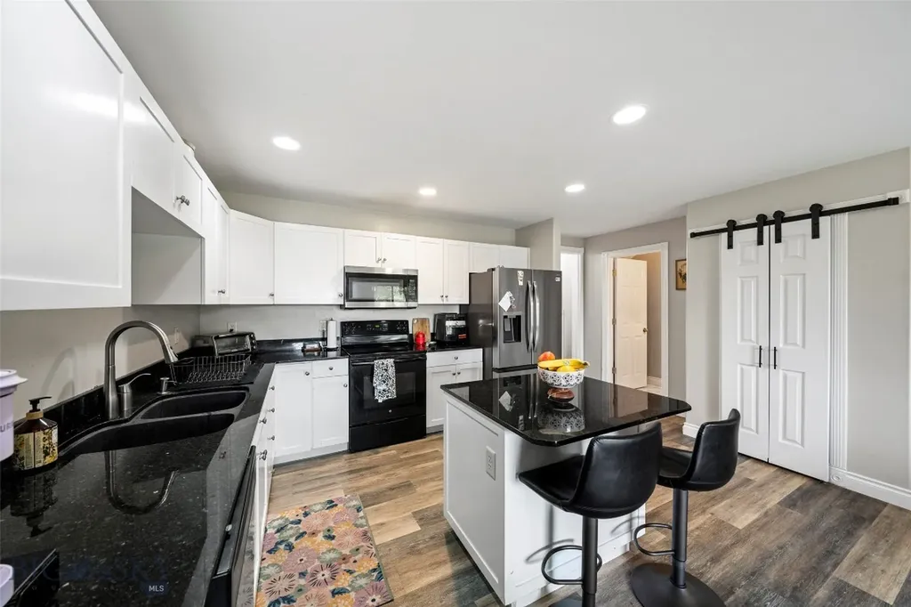 2963 Warbler Way Bozeman MT 59718
