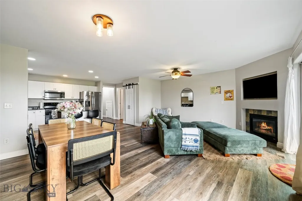 2963 Warbler Way Bozeman MT 59718