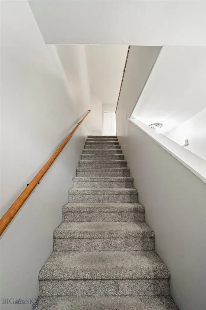 2963 Warbler Way Bozeman MT 59718