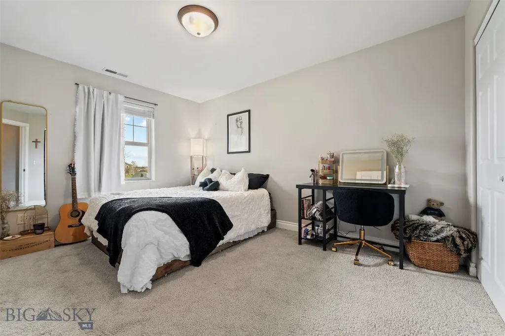 2963 Warbler Way Bozeman MT 59718