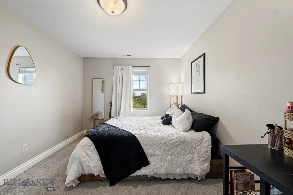 2963 Warbler Way Bozeman MT 59718
