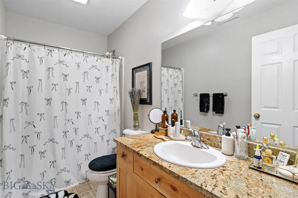 2963 Warbler Way Bozeman MT 59718