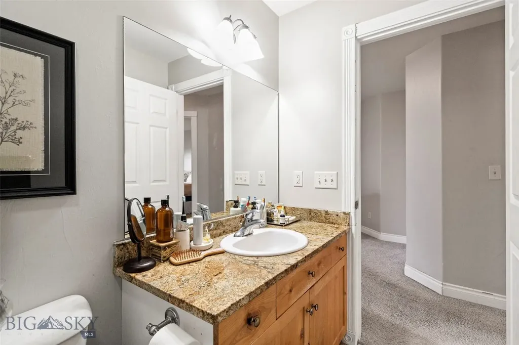 2963 Warbler Way Bozeman MT 59718