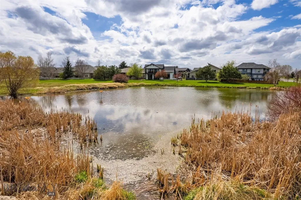 2963 Warbler Way Bozeman MT 59718