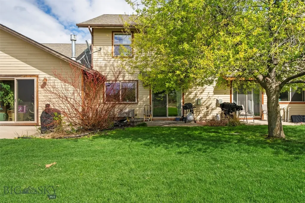 2963 Warbler Way Bozeman MT 59718