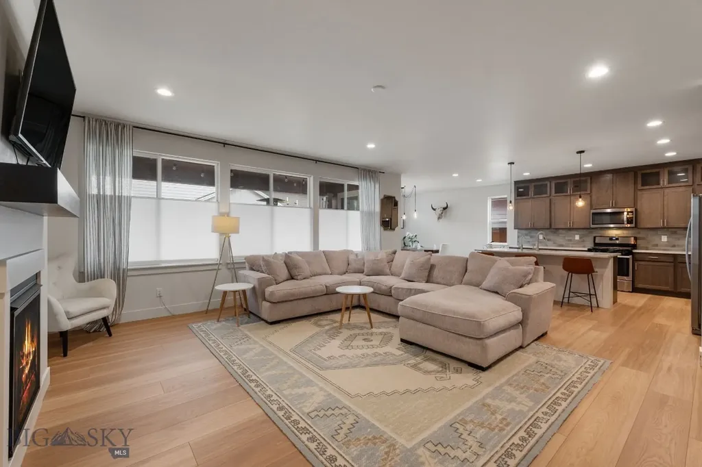 1704 Deadwood Belgrade MT 59714