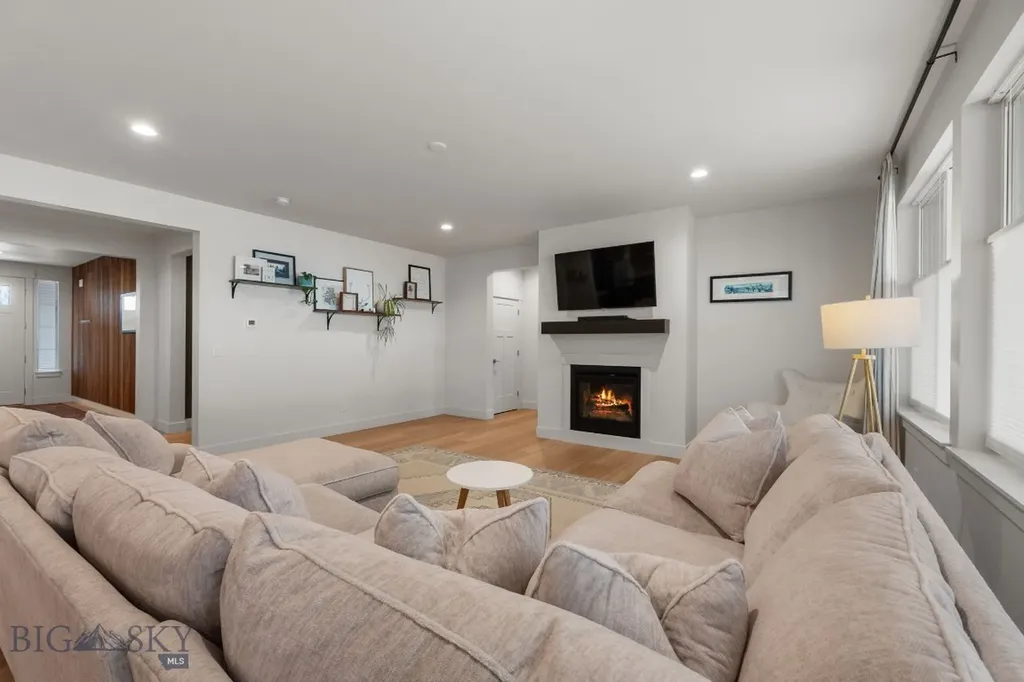 1704 Deadwood Belgrade MT 59714