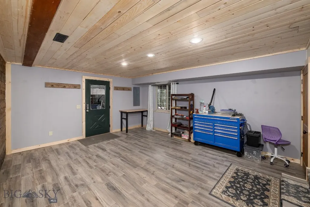 327 Rifle Road Bozeman MT 59715