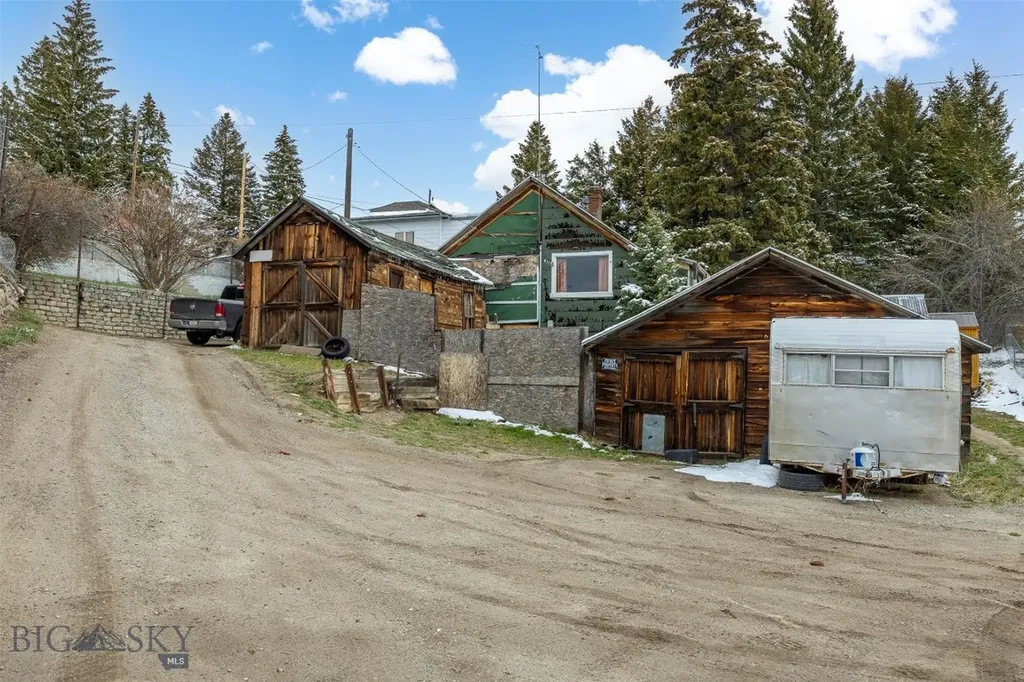 34 E Center Butte MT 59701