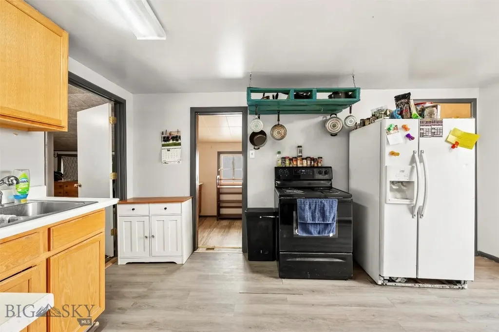 34 E Center Butte MT 59701
