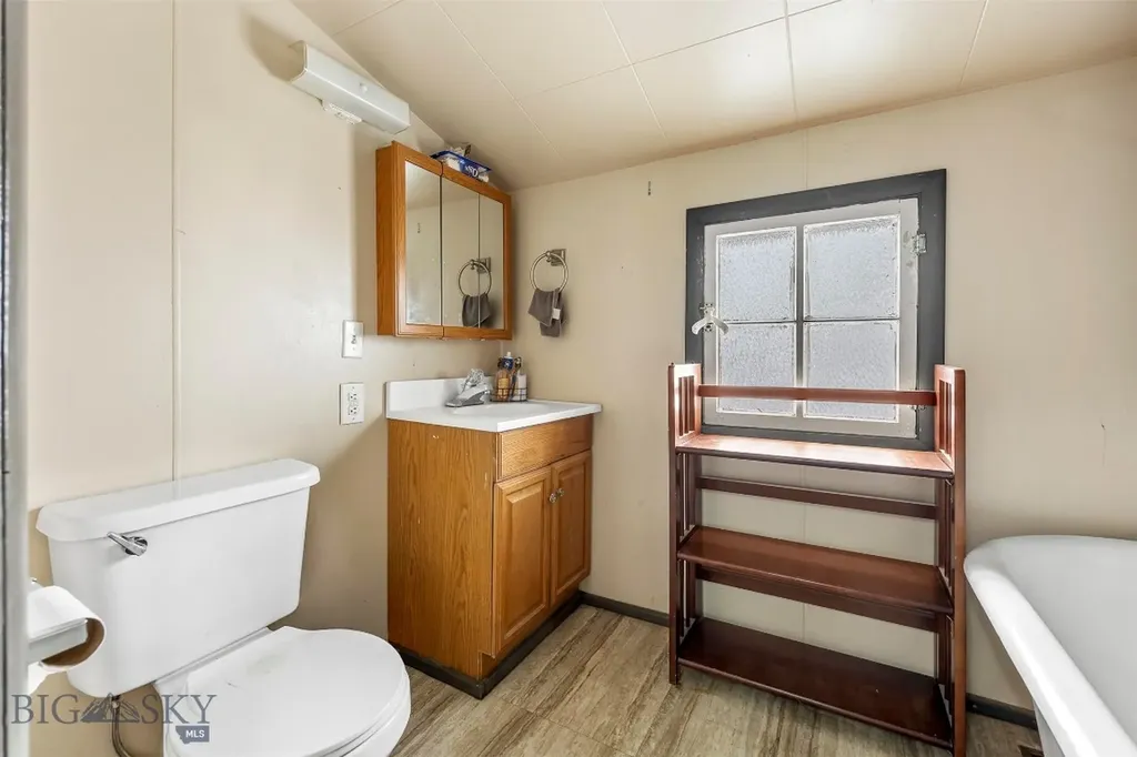 34 E Center Butte MT 59701