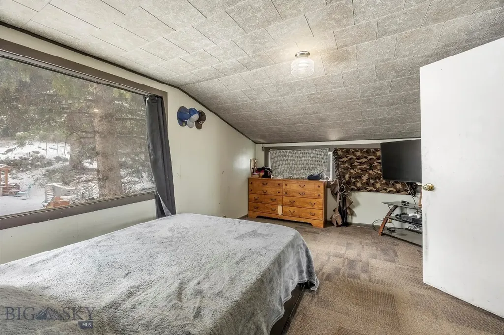 34 E Center Butte MT 59701