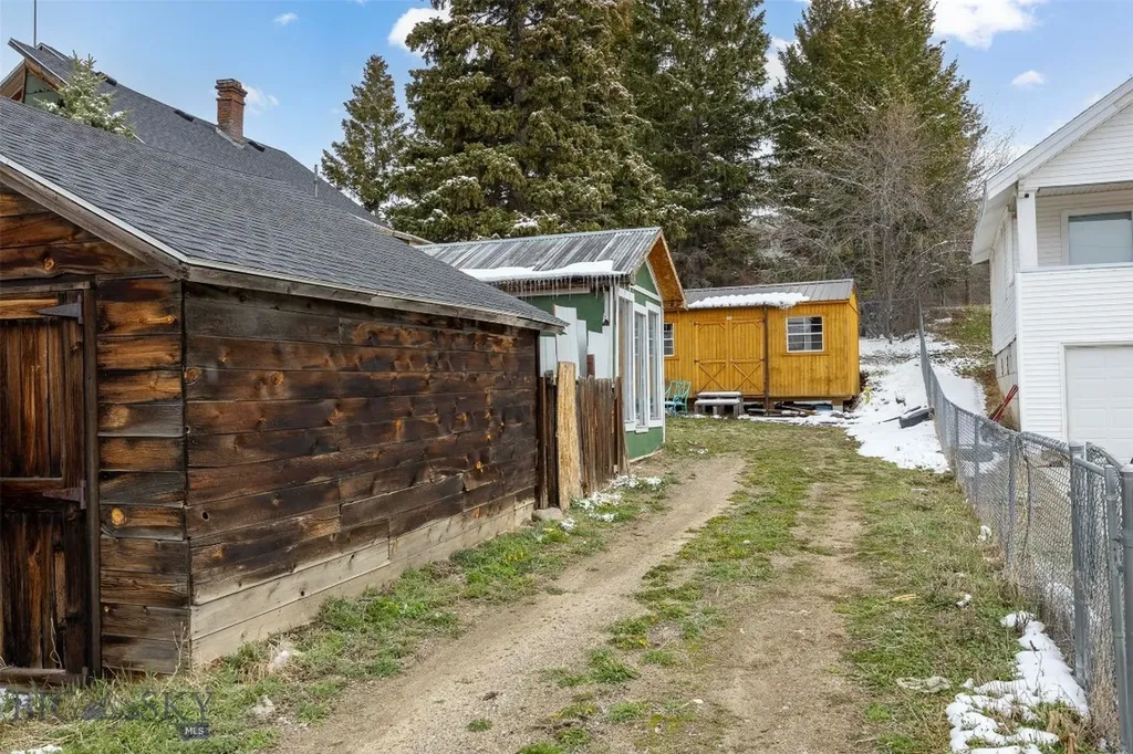 34 E Center Butte MT 59701