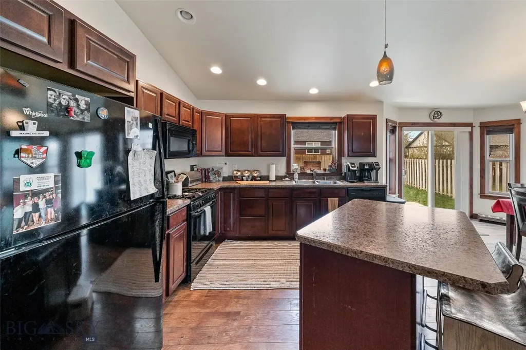 339 Cedar Wood Bozeman MT 59718