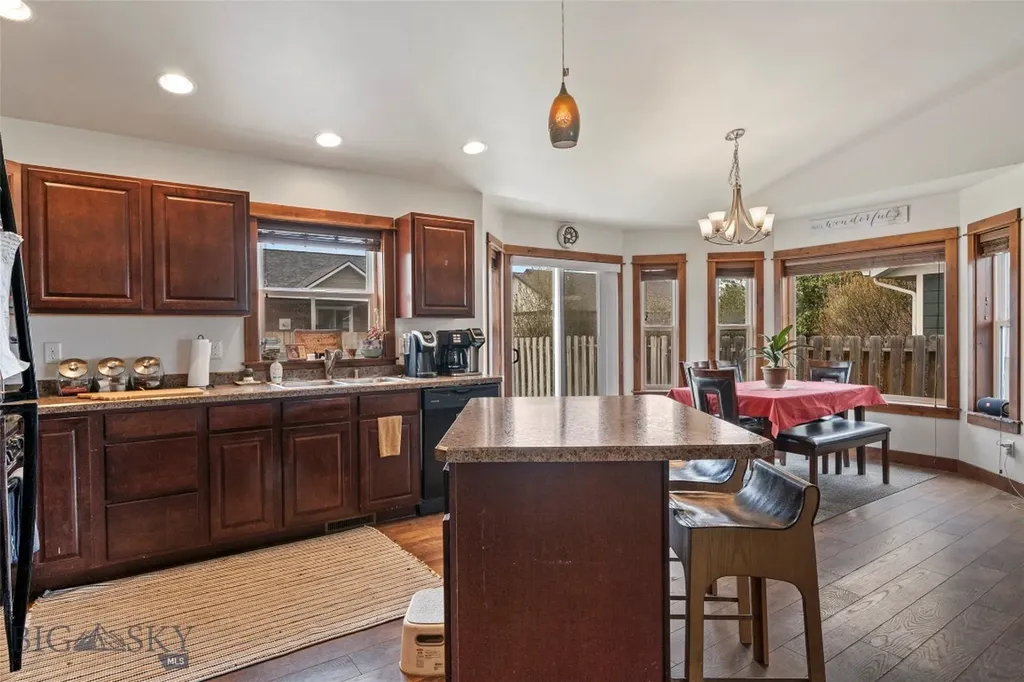 339 Cedar Wood Bozeman MT 59718