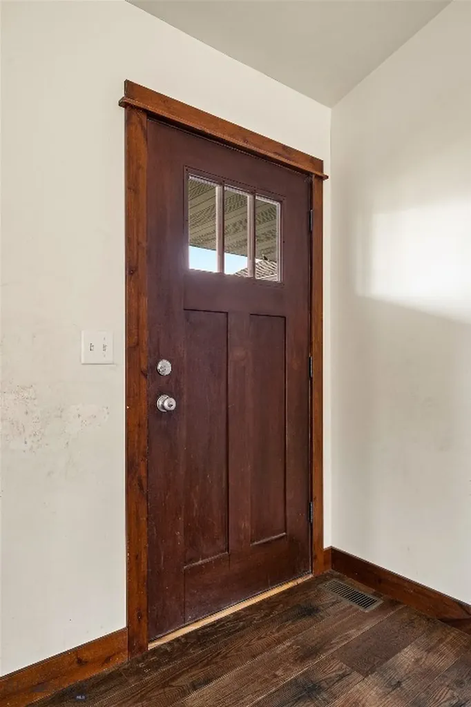 339 Cedar Wood Bozeman MT 59718