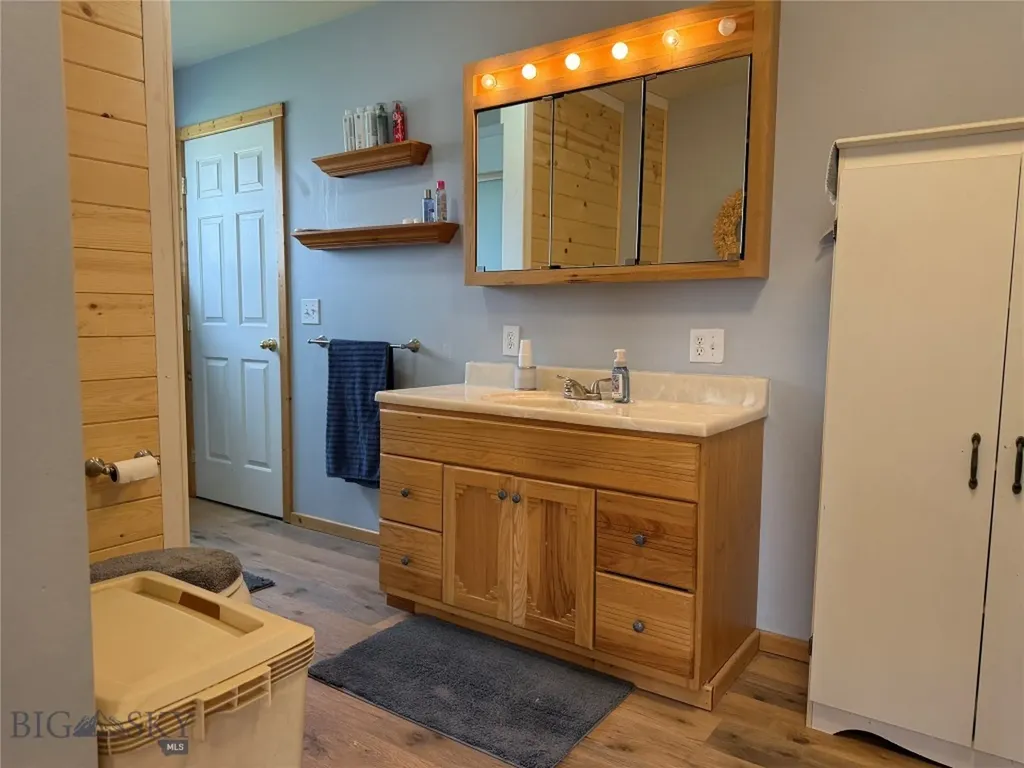 119 E 9th Big Timber MT 59011