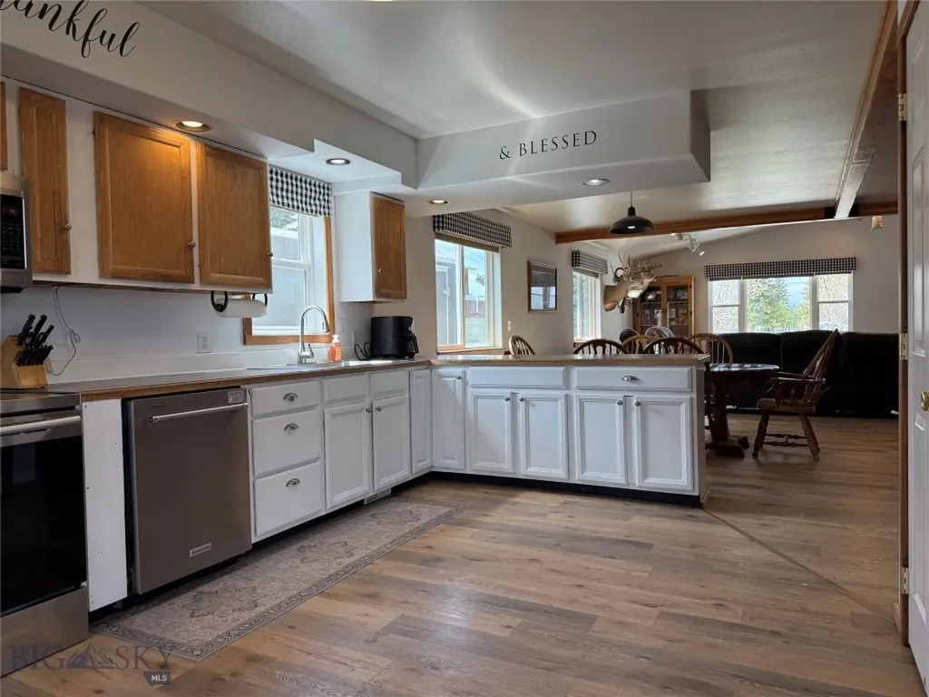 119 E 9th Big Timber MT 59011