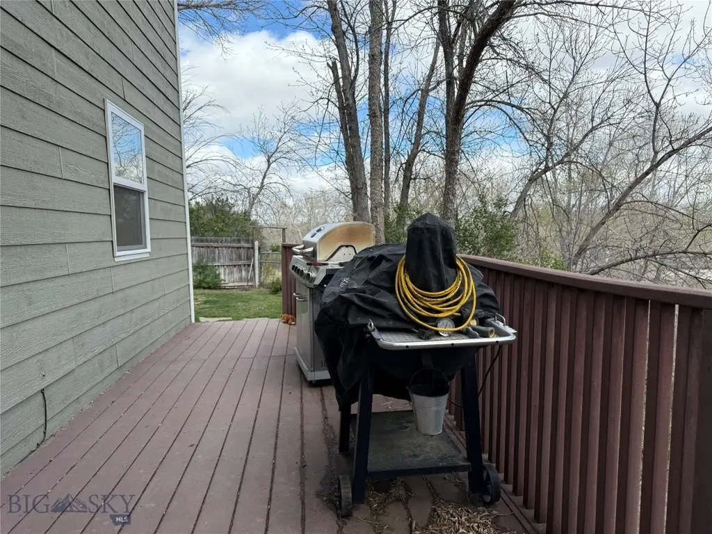 119 E 9th Big Timber MT 59011