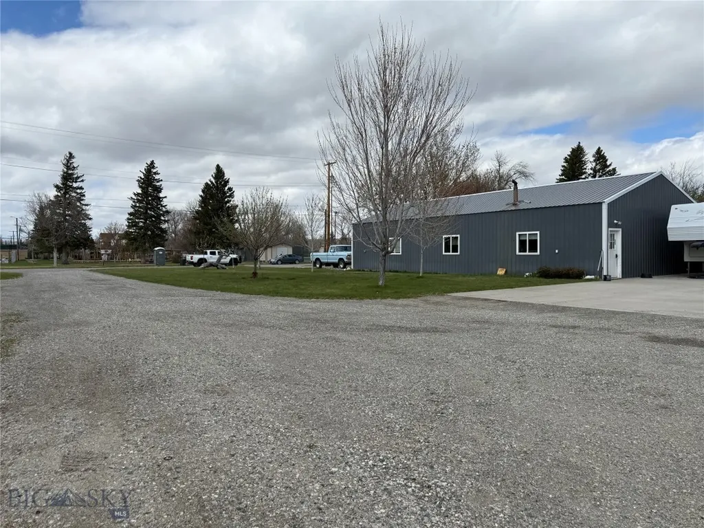 119 E 9th Big Timber MT 59011